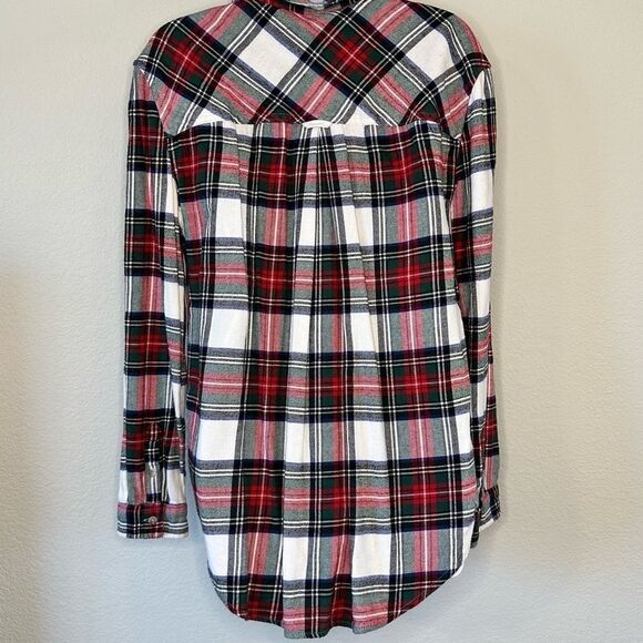 BDG Button Down Plaid Flannel Shirt - Picture 4 of 11